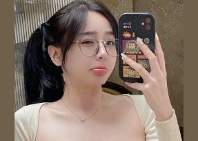 sex yuri hanai Lộ clip Hoa Hoa đang thủ dâm sướng chảy nước